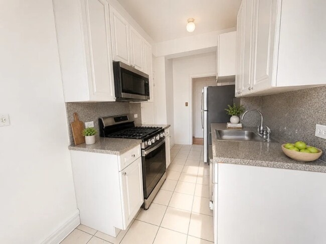 Photo - West 96th Street Unit 16F
