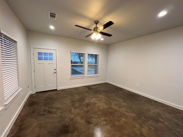 Photo - 402 N Elliott Ave