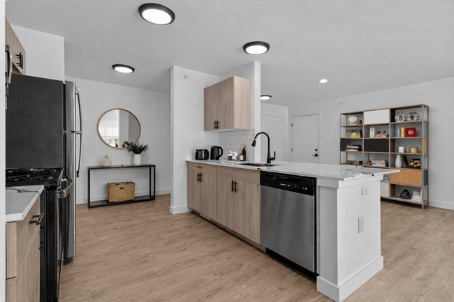 Photo - Cranbrook Centre - Southfield, MI