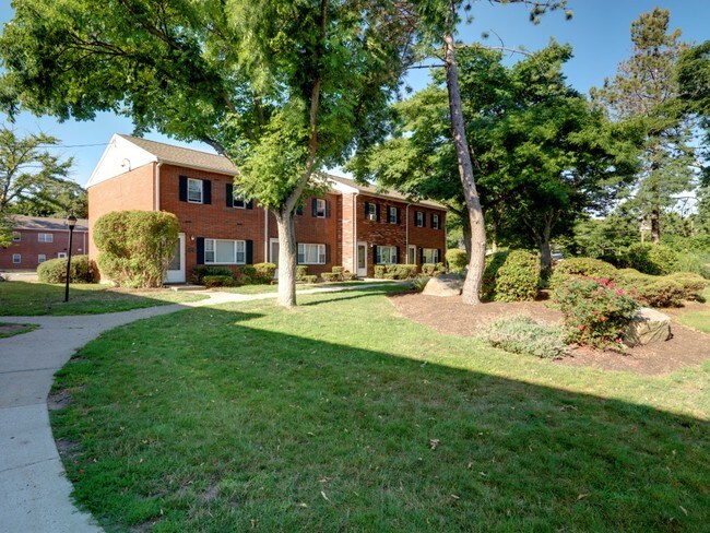 Photo - Tammy Brook Apartments