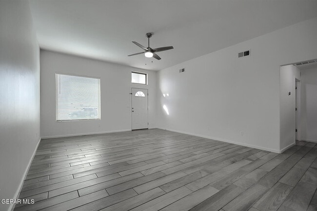 Photo - 840 Paseo Dulce Ave