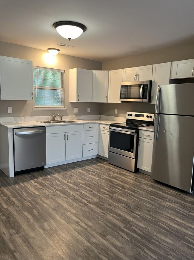P4 - West Wood (Troy Duplex) - P4 - West Wood (Troy Duplex) Apartment Unit 391