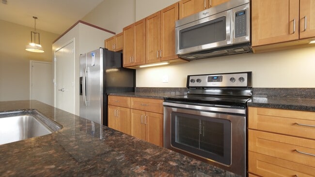 Photo - Fifth Avenue School Lofts