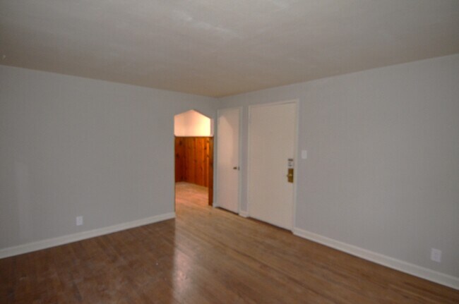 Photo - 4211 North Ave Unit 4