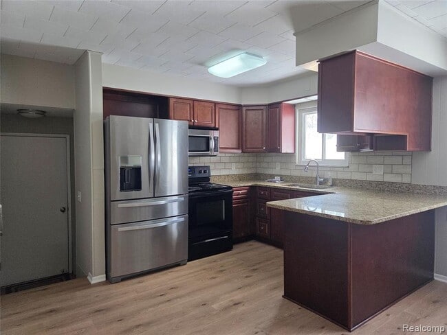 Photo - 5016 S Old US Hwy 23