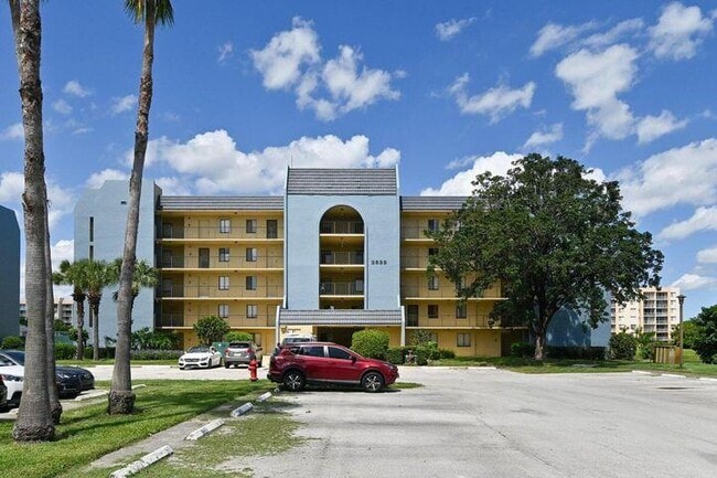 Photo - 2828 Tennis Club 502 Dr Condo Unit 502