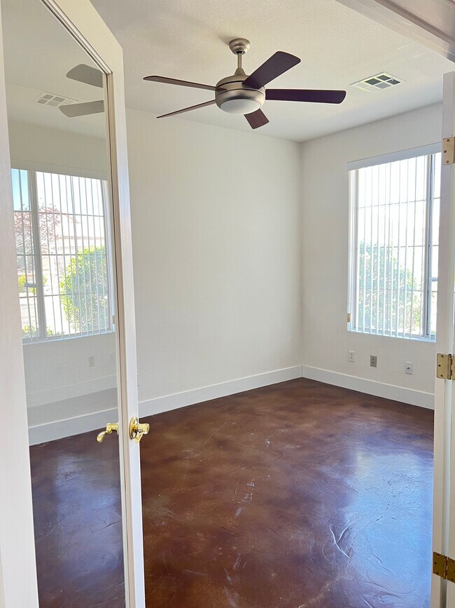 Photo - 4841 Graziano Ave