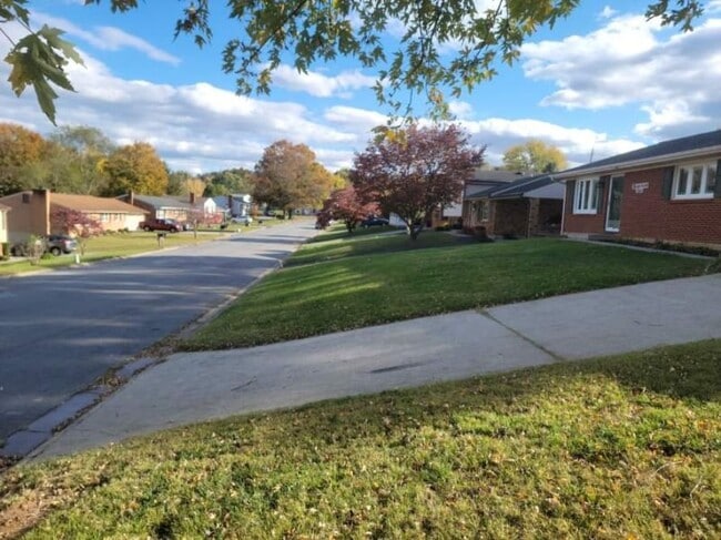 Photo - 3049 Parham Dr