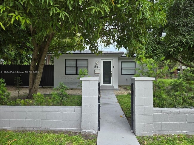 Photo - 841 S 24th Ave Casa