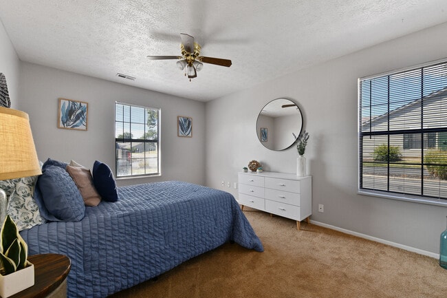 Photo - Oak Run Apartments