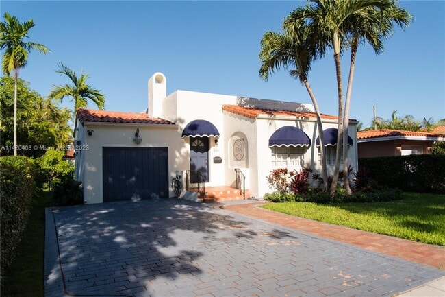 Photo - 835 Columbus Blvd