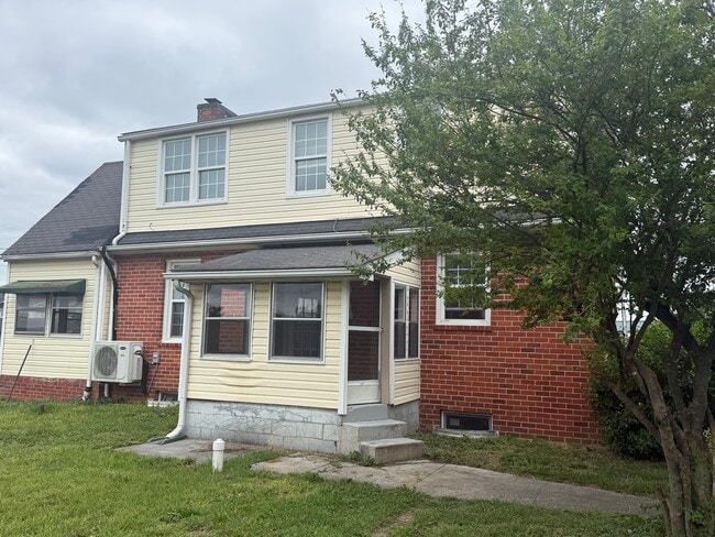 Photo - 129 Garber Ln