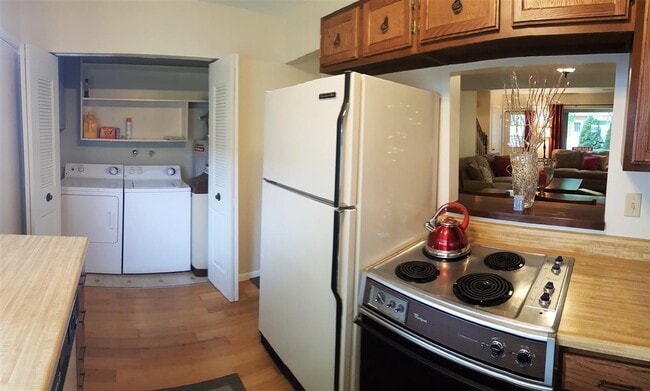 Photo - 922 McKinley Ave Unit E