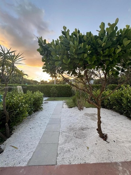 Photo - 1105 NE 119th St Unidad B