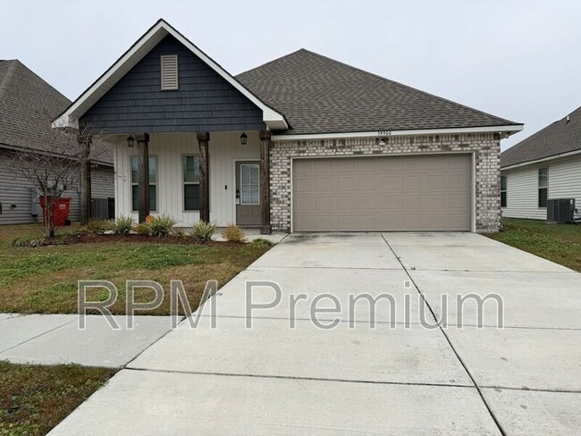 Building Photo - 39500 Ridgeland Dr