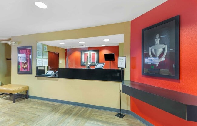 Photo - Furnished Studio-Washington, D.C. - Chanti...
