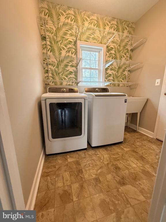 Photo - 4116 Derbyshire Ln