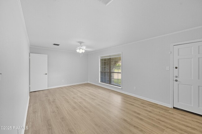 Photo - 119 Canada Dr