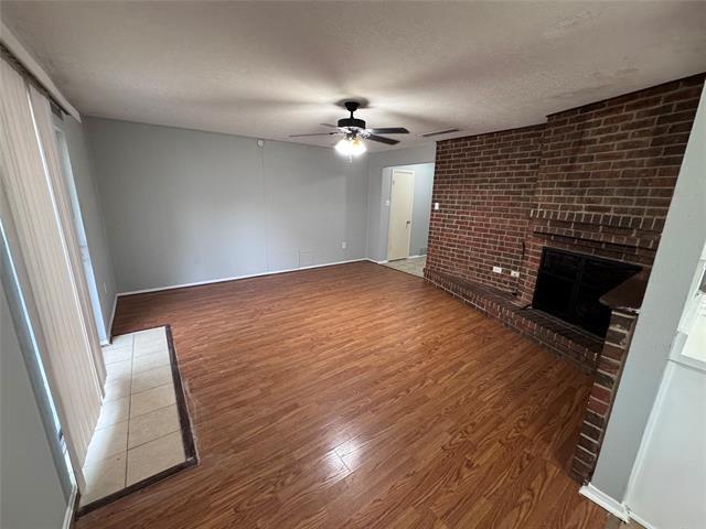 Photo - 513 Southlake Dr