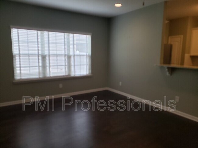 Photo - 2293 Cason Ln