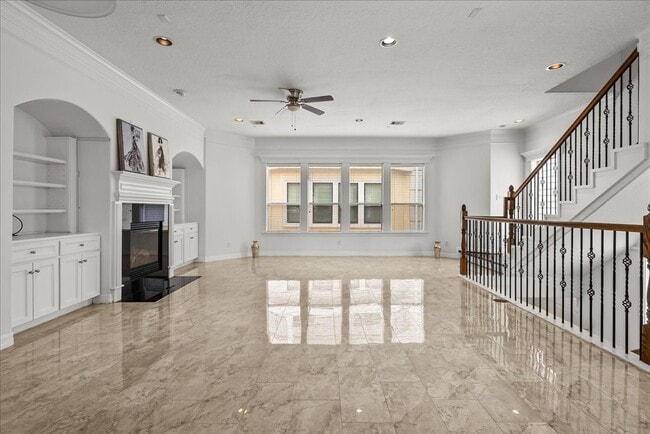 Photo - 6118 Tyne St