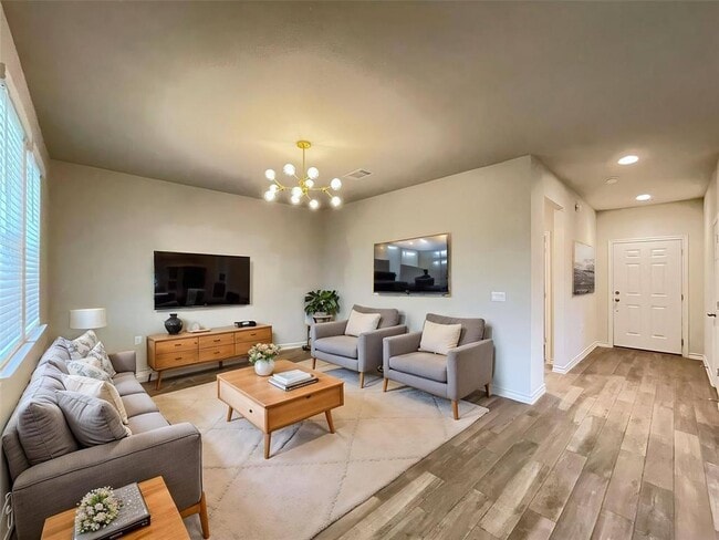 Photo - 1603 Denesa Dr