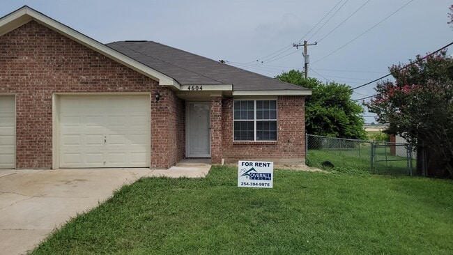 Building Photo - 4604 Acorn Creek Trail