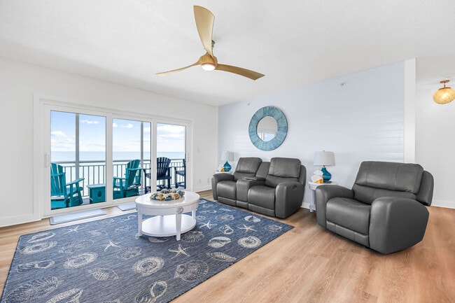 Photo - 205 Jimmy Buffett Mem Hwy Unit FL6-ID1245240P