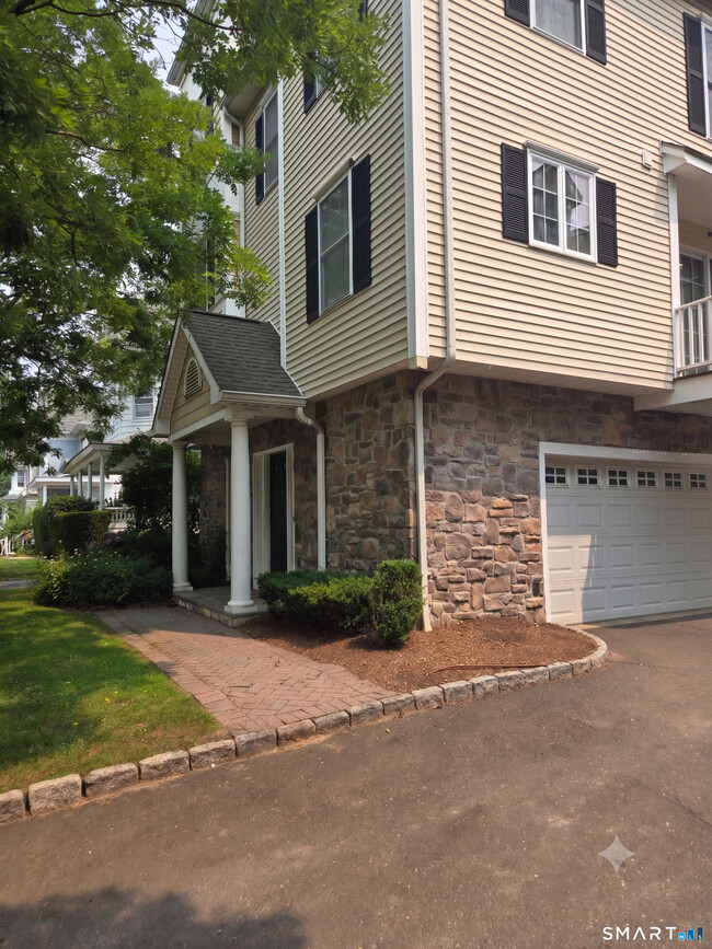 Photo - 1707 Summer St Unit 1