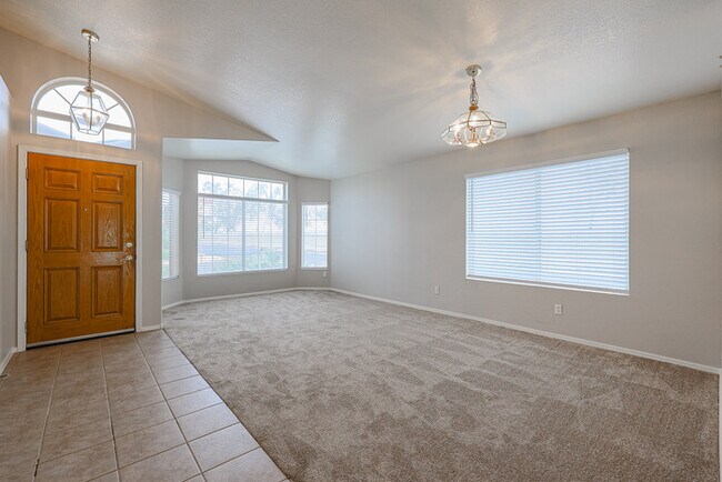 Photo - Charming 3 bedrooms