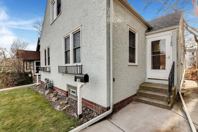 Building Photo - 1164 Randolph Ave