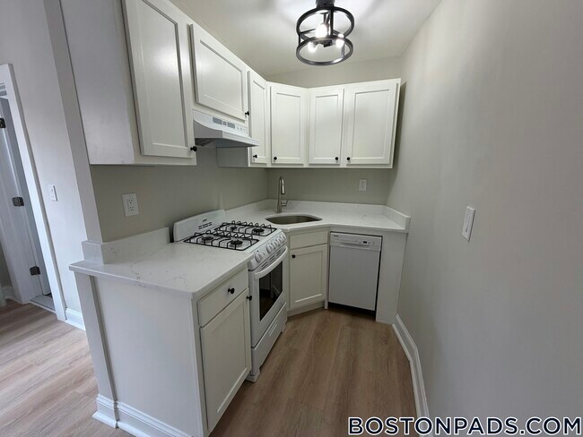 Photo - 38 Hemenway St Unidad 35