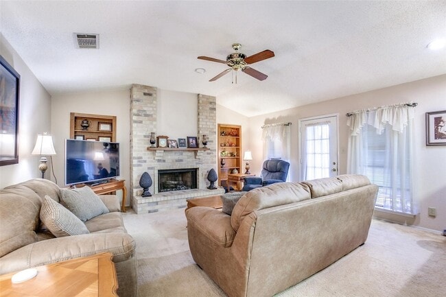 Photo - 9442 Willard St