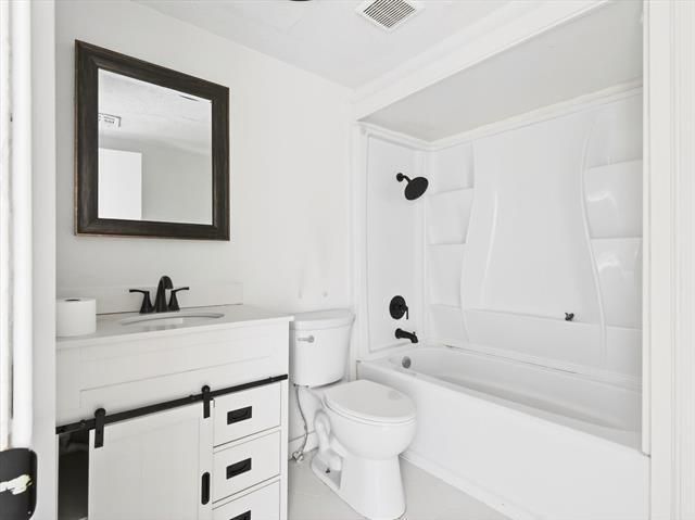 Photo - 215 Folly Bch Rd