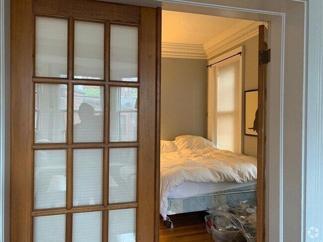 Building Photo - 387 Commonwealth Ave Unit 303 Rental
