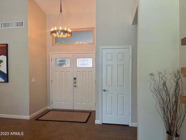 Photo - 5508 E Kelton Ln