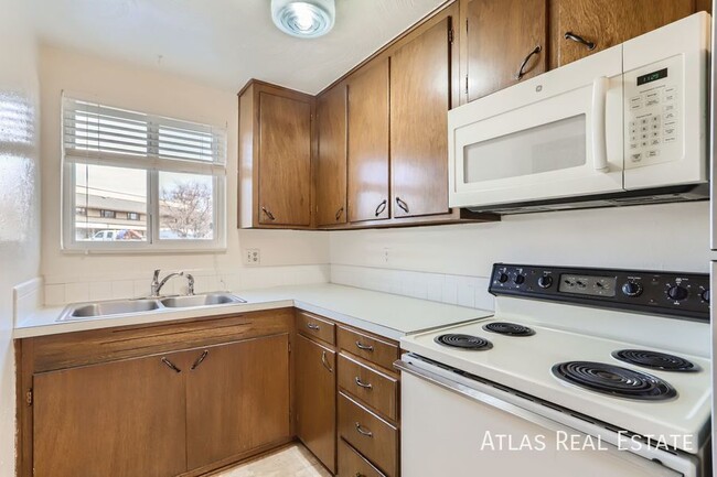 Photo - 27 Denver Way Unit 07