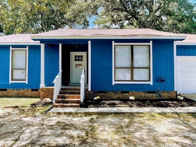 Photo - 1366 Worstead Dr