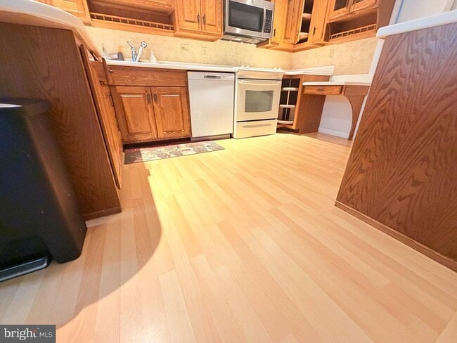 Photo - 694 Hickory Ridge Rd