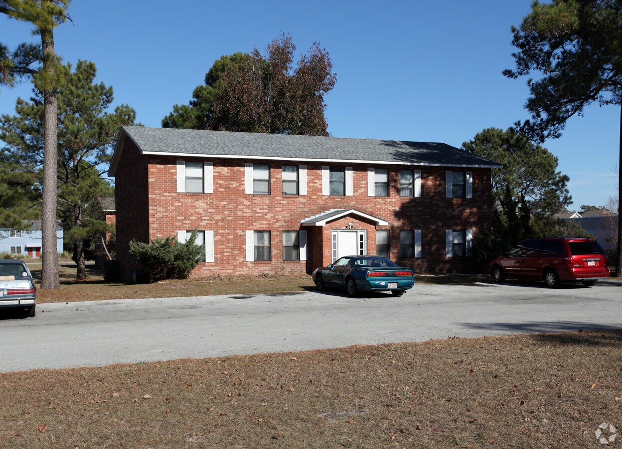 Professional Park Apartments - Professional Park Apartments