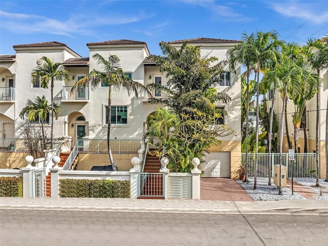 Photo - 10065 Bay Harbor Terrace Townhome