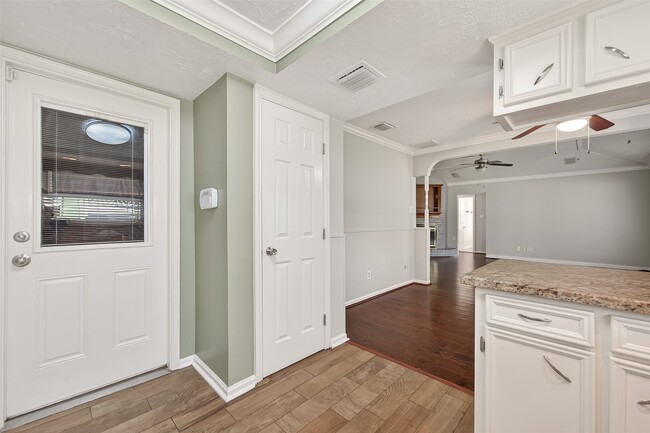 Photo - 10006 Towne Tower Ln