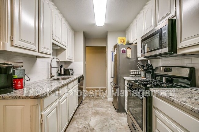 Photo - 512 Stallion Ln