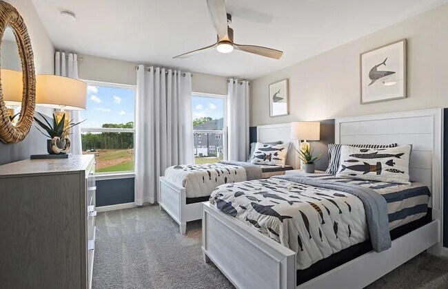 Photo - 1620 Tamarisk Ln