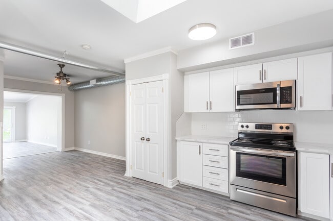 Photo - Spacious and Trendy 2 bedroom Rental Unité 2