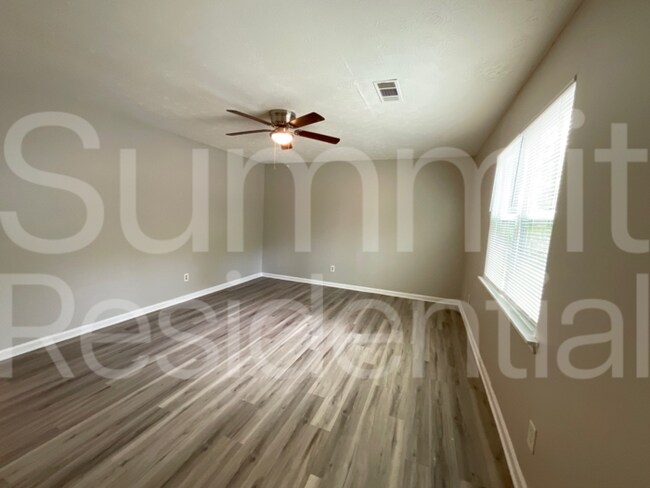 Photo - 5950 Stonewall Dr