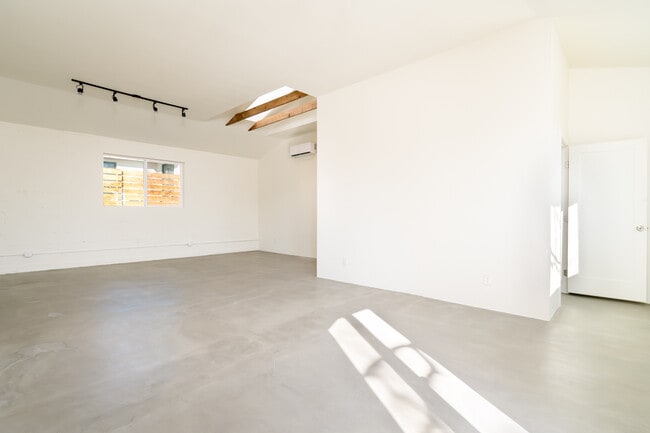 Photo - 2200 W Alameda St Unit Studio #3