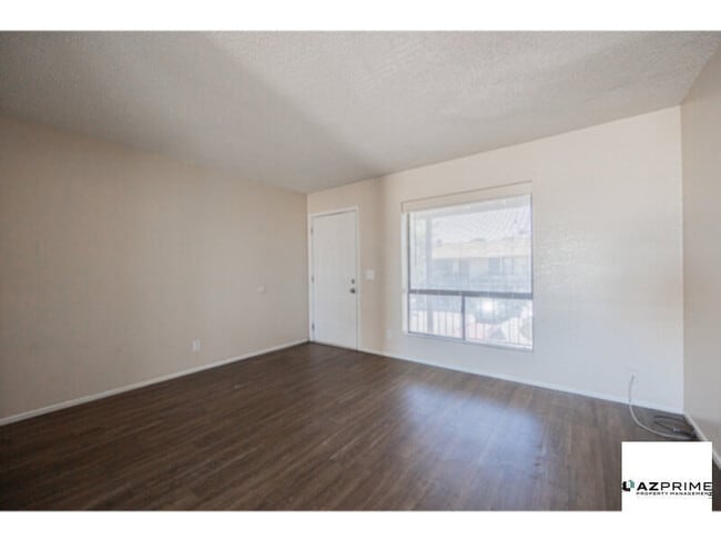Photo - Modern 2/1 Upper-Level Mesa Apartment - St...