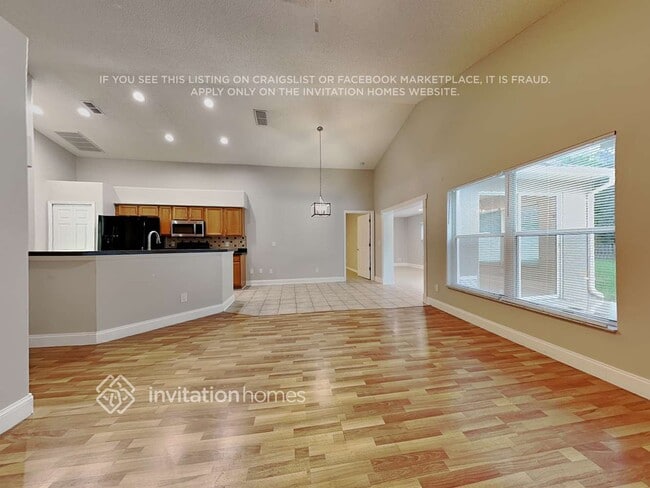 Photo - 1327 Crimson Clover Ln