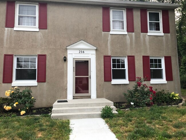 Exterior - 216 Green Ave Apartments Unit 2ndFloor